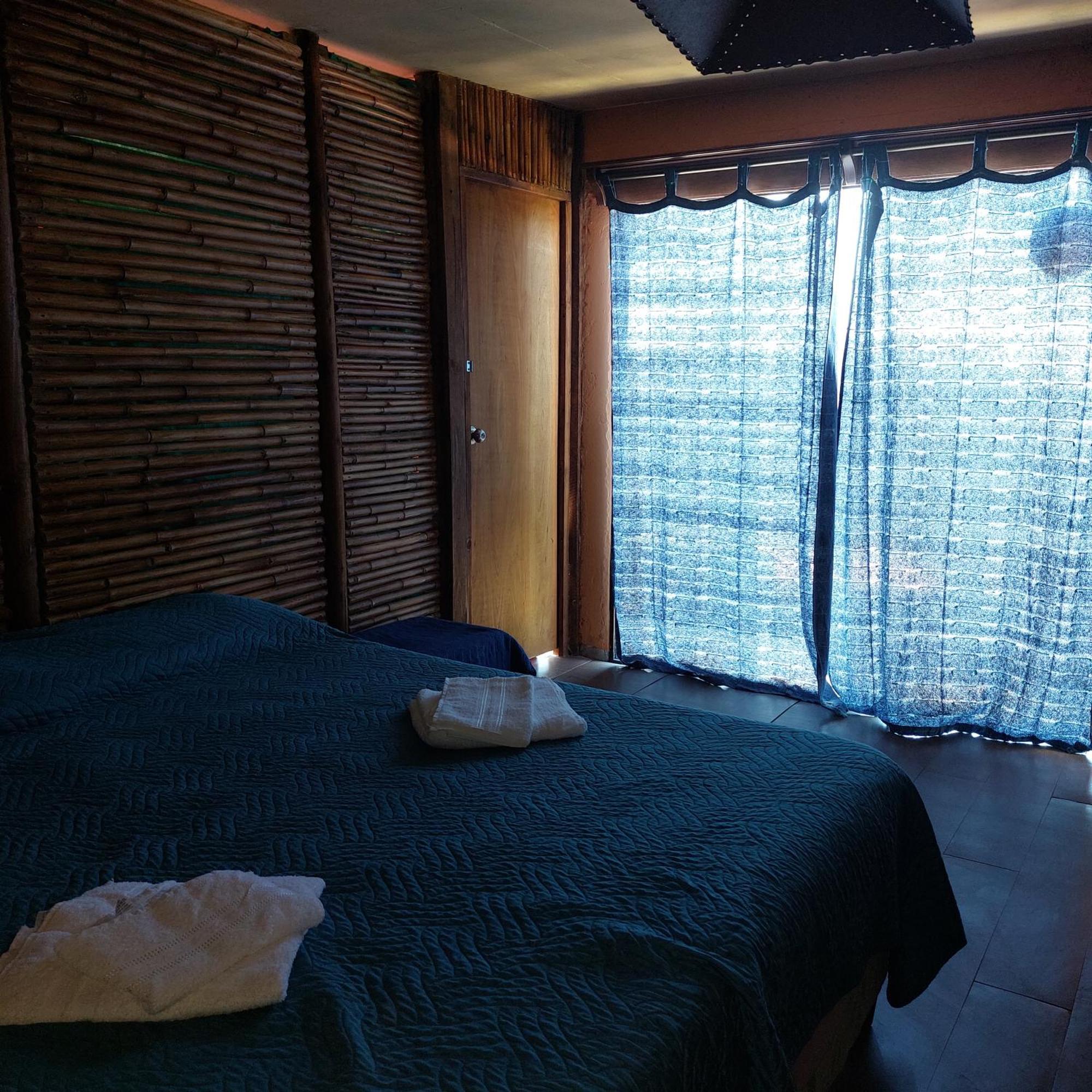 Casa Amarilla Con Jacuzzi Villa Punta Del Diablo Dış mekan fotoğraf