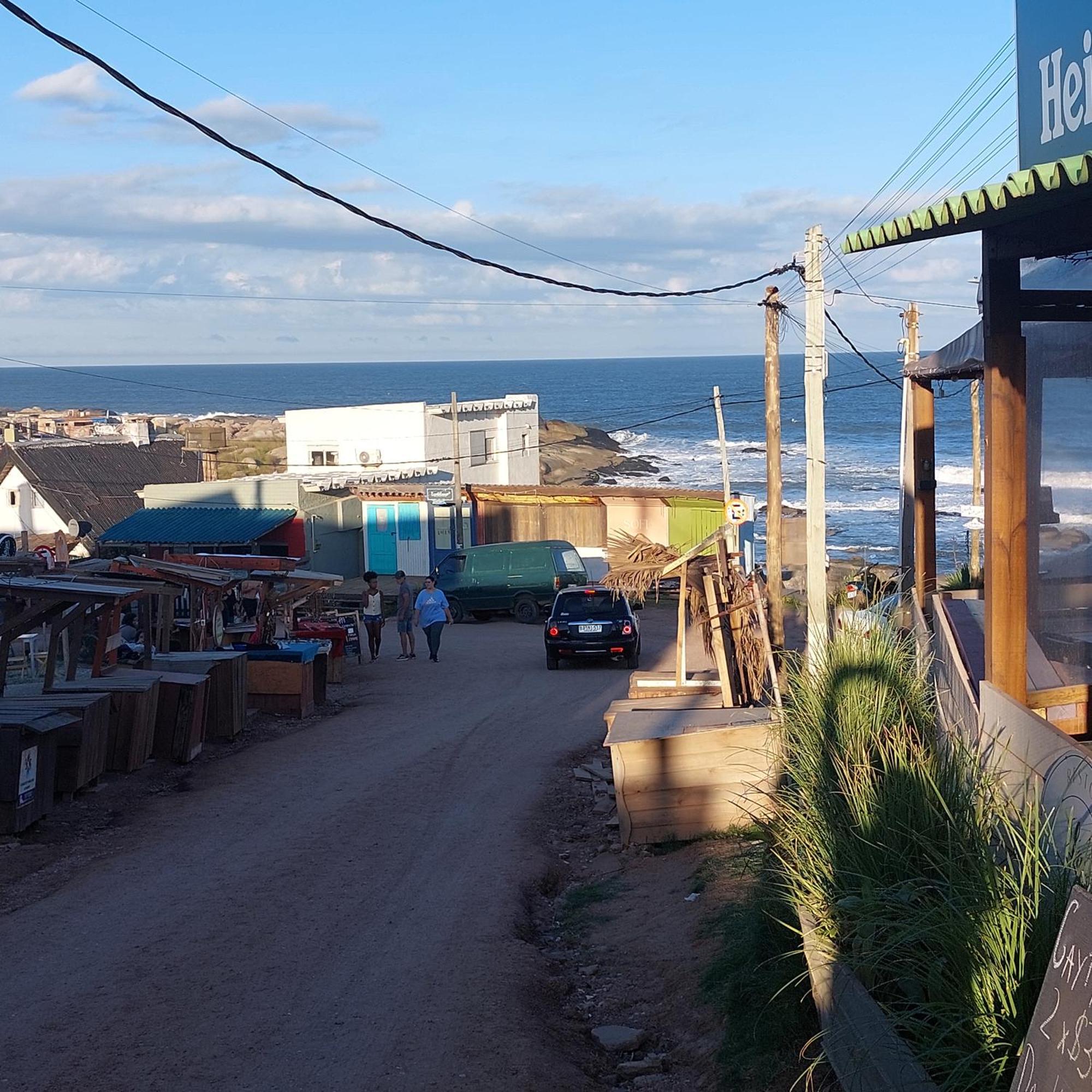 Casa Amarilla Con Jacuzzi Villa Punta Del Diablo Dış mekan fotoğraf