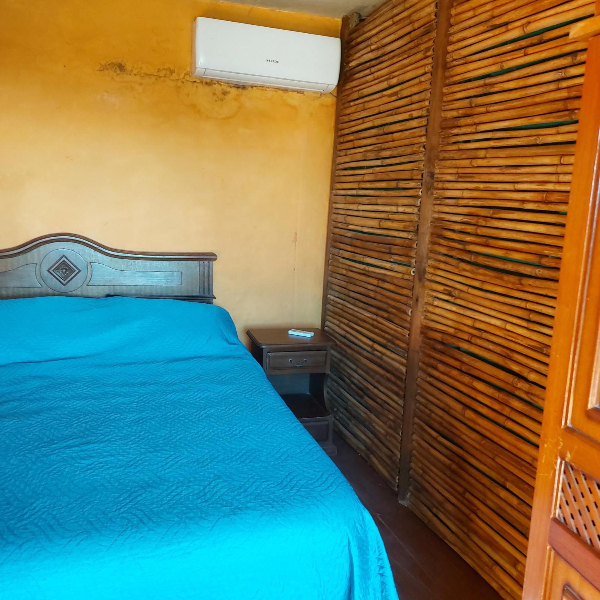 Casa Amarilla Con Jacuzzi Villa Punta Del Diablo Dış mekan fotoğraf