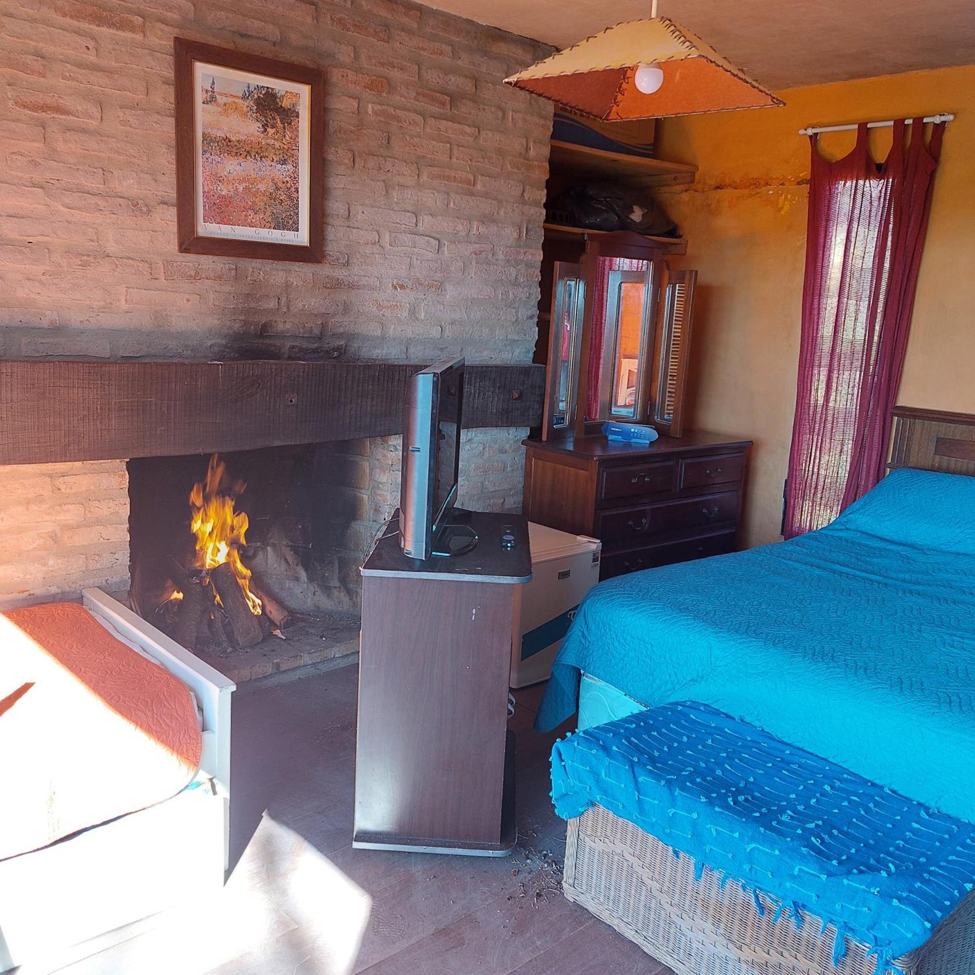 Casa Amarilla Con Jacuzzi Villa Punta Del Diablo Dış mekan fotoğraf